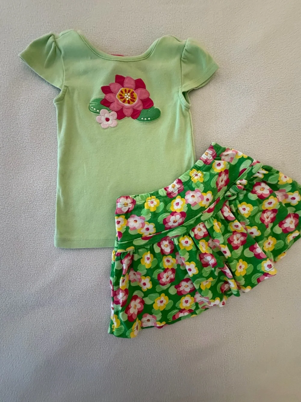 Gymboree Island Lily Skort Set